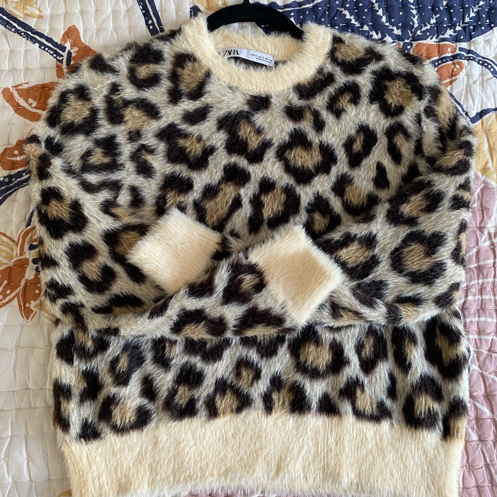 Zara Leopard Print Crew Neck Fuzzy Sweater